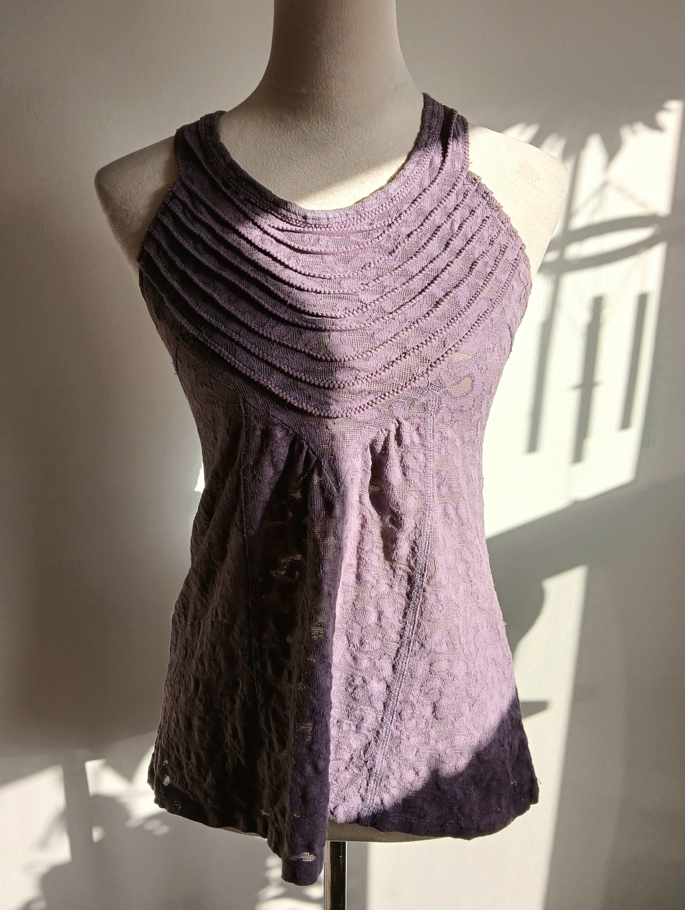 Free People-Purple-Racerback Tank Top-Embroidered-Size Small๐